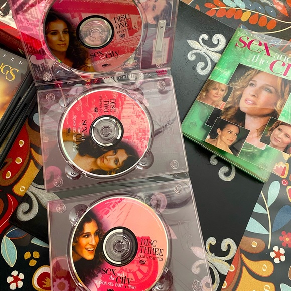 Sex and The City Season 6 - Picture 4 of 7